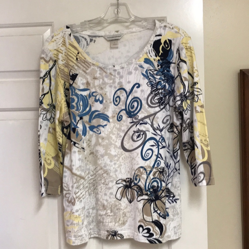 Christopher and Banks pull-over top